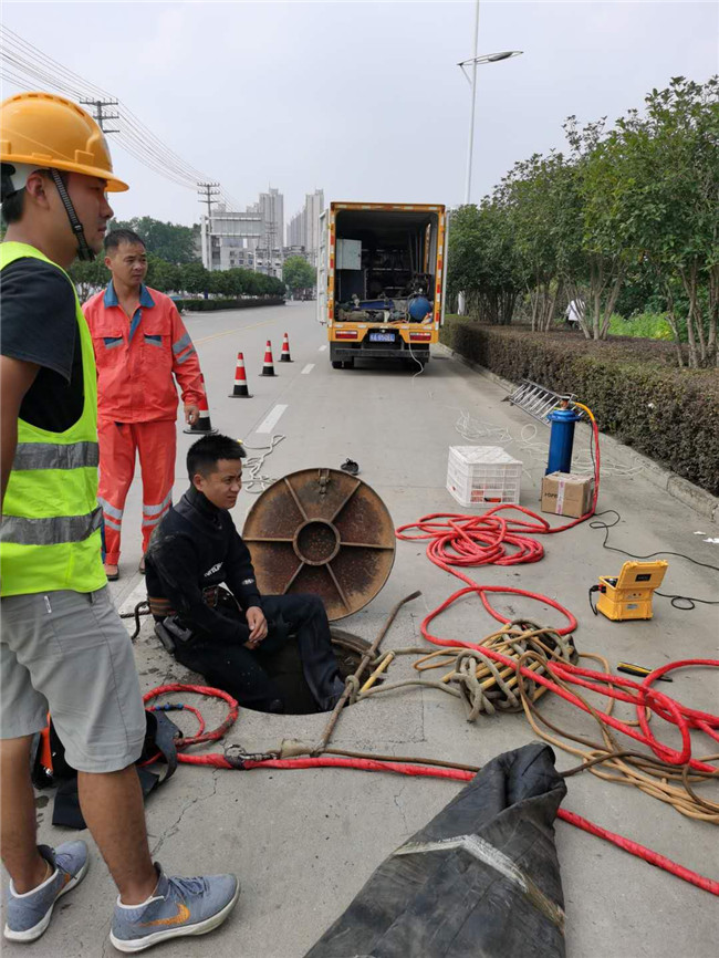 长阳翻衬法管道修复技术主要工序